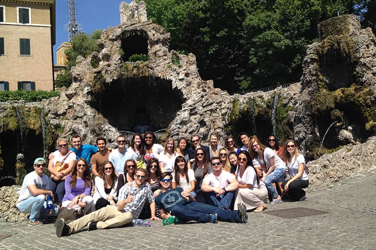 The 2015 Made in Italy study abroad students posing for a group photo in the streets of Italy.