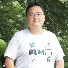 Photo of Hyuntaek Lee