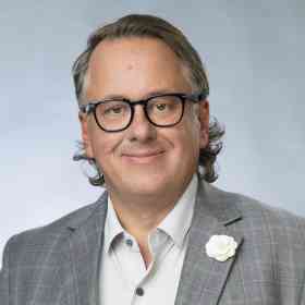 Casey Hurbis Headshot